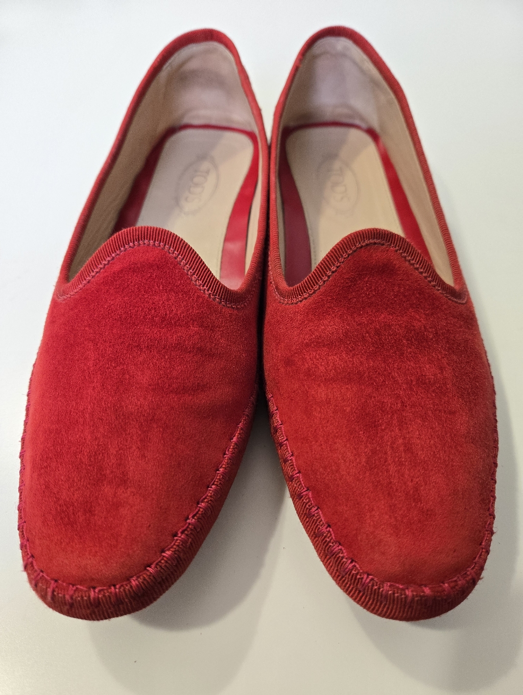 Tod's Women's Gommino Driving Shoes Red Suede Size 39.5 Loafers Old Money Luxury